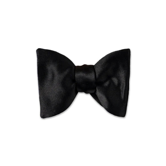 CLASSIC LARGE BOW TIE